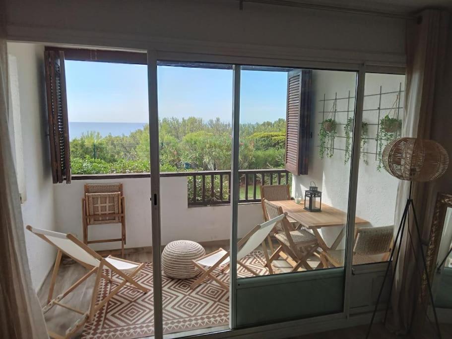 Superbe Appartement Piscine, Tennis, Vue Mer Et Decore Avec Gout Cassis Exterior photo