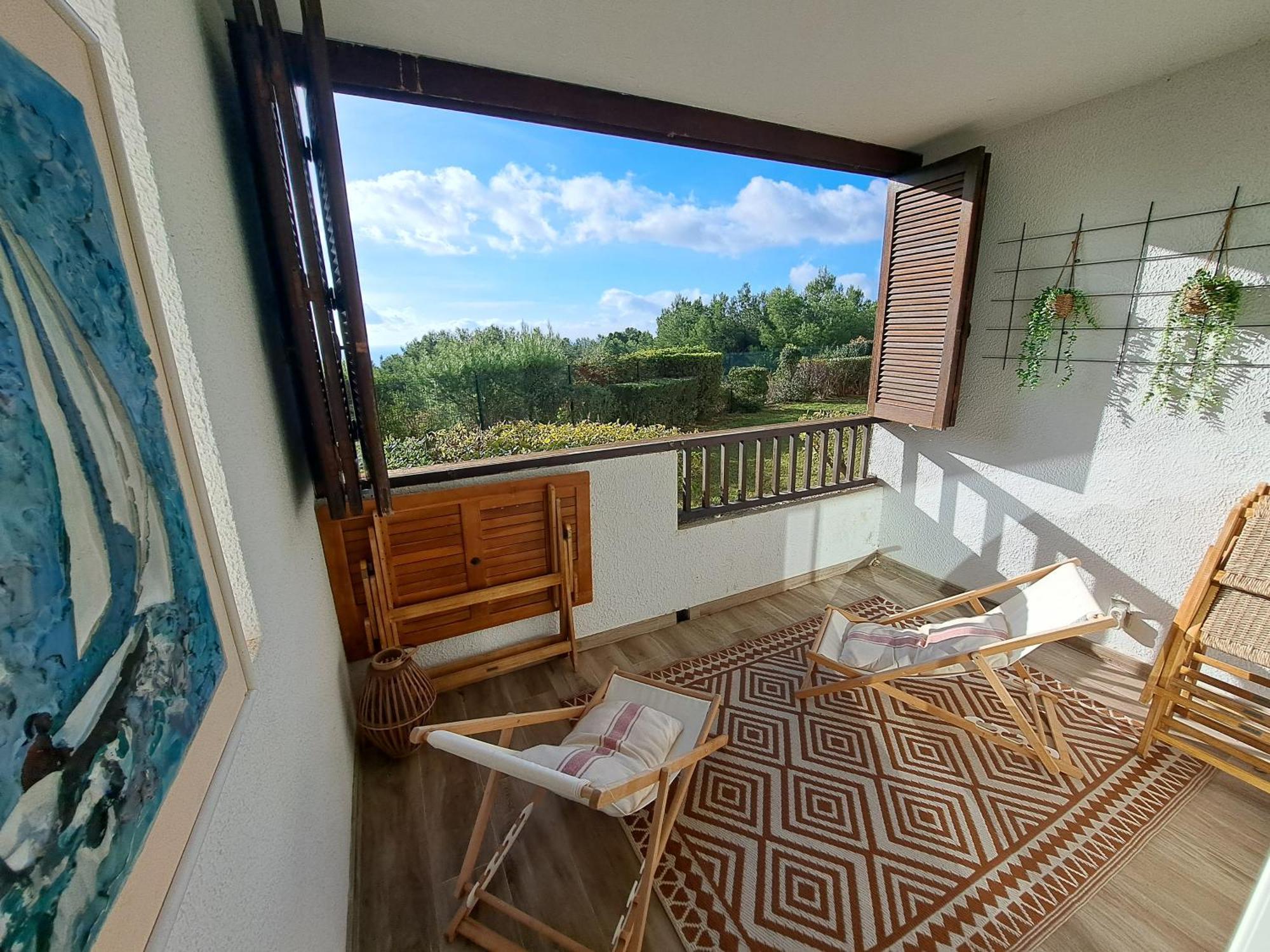 Superbe Appartement Piscine, Tennis, Vue Mer Et Decore Avec Gout Cassis Exterior photo